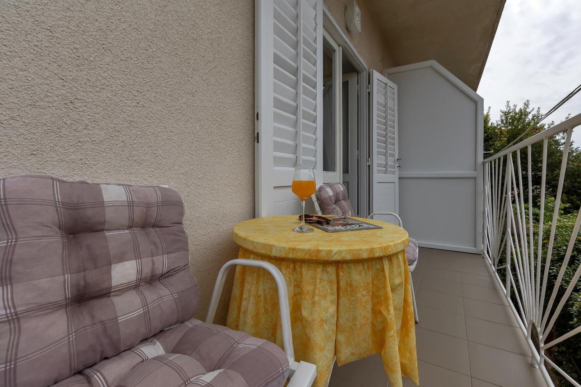 Apartment And Rooms Mila Makarska Luaran gambar